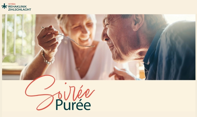 Soirée Purée Eine Frau hält einem Mann eine Gabel hin, der Mann hat den Mund voll. Beide lachen. Oben am Bild ist das Logo der Vitrea Rehaklinik Zihlschlacht, unten links der Schriftzug "Soirée Purée"